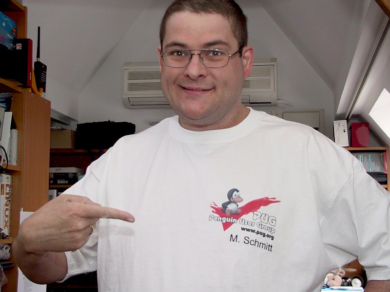 Datei:Martin schmitt pug-shirt 20050723.jpg